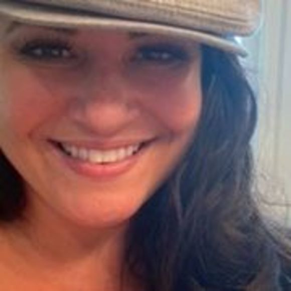 Meet your Posher, Regena - Picture 1 of 1